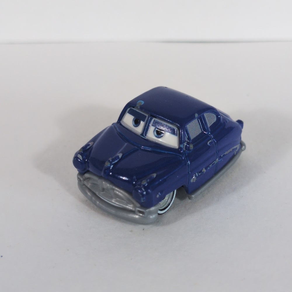 Disney Pixar Cars Doc Hudson Hornet Blue Diecast Mini Racer Mattel FBG77